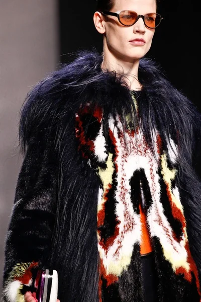 Look 103